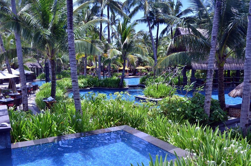 hotel swimming pool